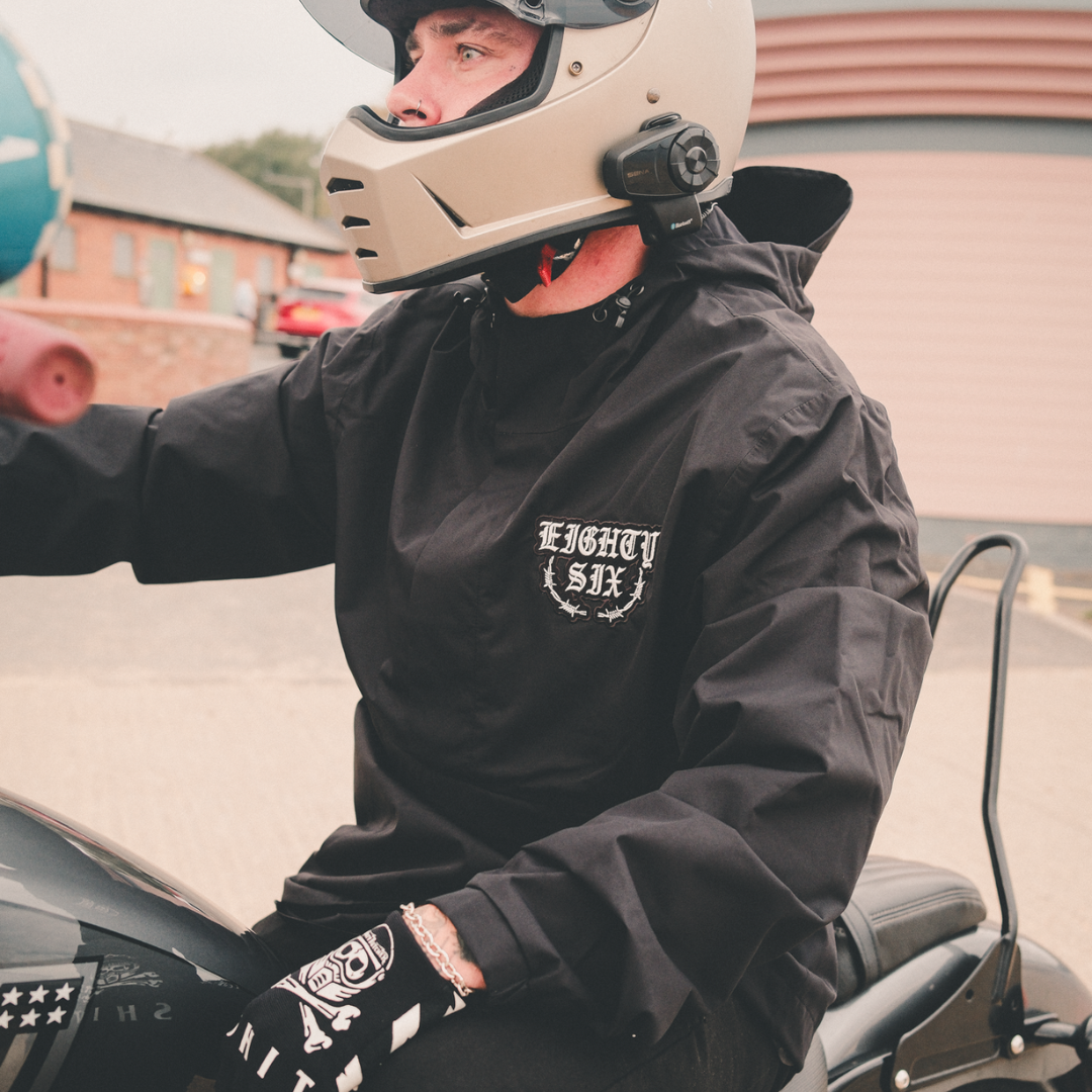 Barbed Windbreaker Pullover