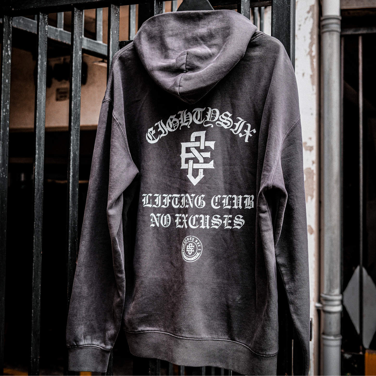 Lifting Club Hood